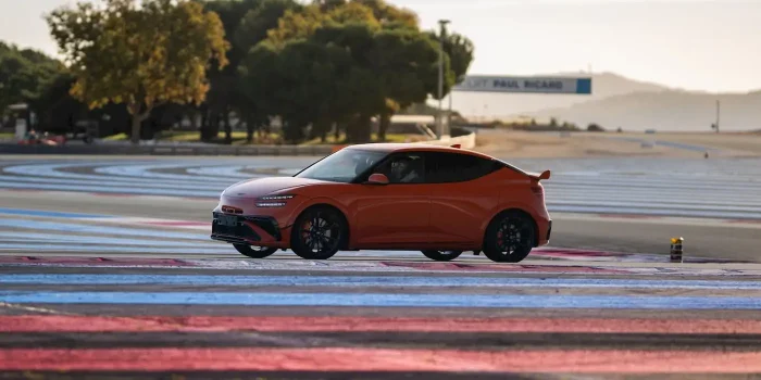 Genesis GV60 Magma: первый мощный электромобиль бренда с мощностью 650 л.с.