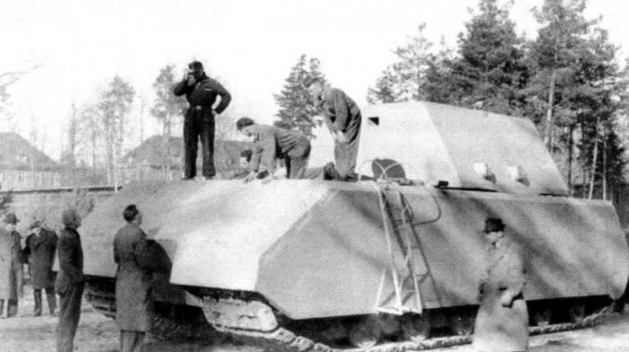 «Маус»: 200 тонн стали и амбиций. Почему самый тяжёлый танк в истории оказался бесполезным 1 «Маус»: 200 тонн стали и амбиций. Почему самый тяжёлый танк в истории оказался бесполезным