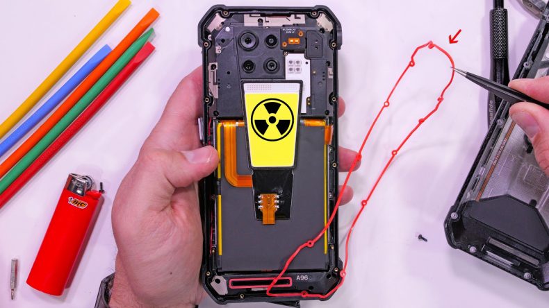 Испытание Tank Three Pro: тест на прочность и полная разборка «смартфона для апокалипсиса»