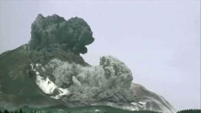 Почему нельзя просто сбрасывать мусор в вулкан?