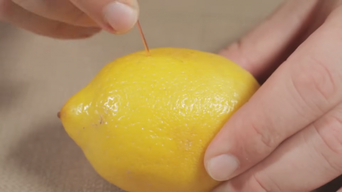 Как сделать батарейку из лимона: простой научный эксперимент