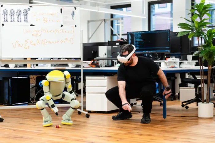 Представлен Sprout от Fauna: человекоподобный робот-компаньон для сферы услуг и развлечений