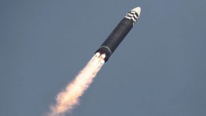 Межконтинентальный вызов: почему так сложно создать баллистическую ракету?