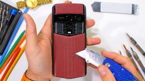 Разбор за 5000$: внутри ультрапремиального смартфона Virtu Agent Q не оказалось золота