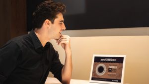 samsung tvs and displays color e paper 13 inches color e paper world first display built with bio resin main1f