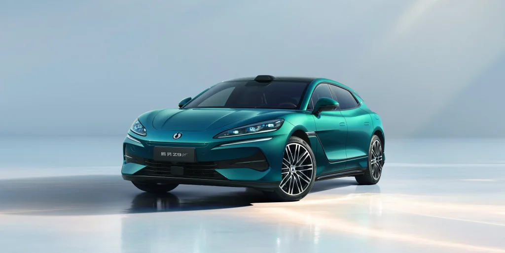 BYD представила Denza Z9 GT: запас хода 1036 км, зарядка за 9 минут и разгон быстрее Porsche