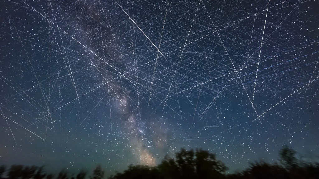 ИИ может захватывать спутники и сталкивать их: эксперты бьют тревогу