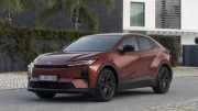 Toyota C-HR+ выходит в Европе: 607 км хода, 28 минут зарядки и полный привод 343 л.с.