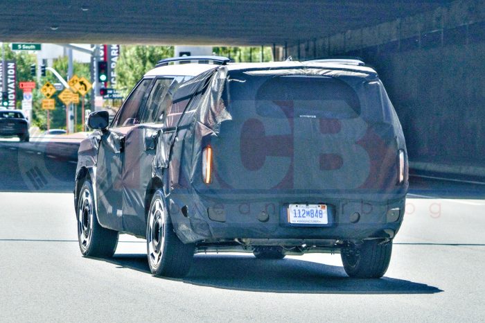 Hyundai Santa Fe EREV заметили на тестах: гибридный электрокроссовер выйдет в 2027 году