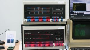 Разработчик Microsoft запустил трансформерный ИИ на компьютере 1970-х