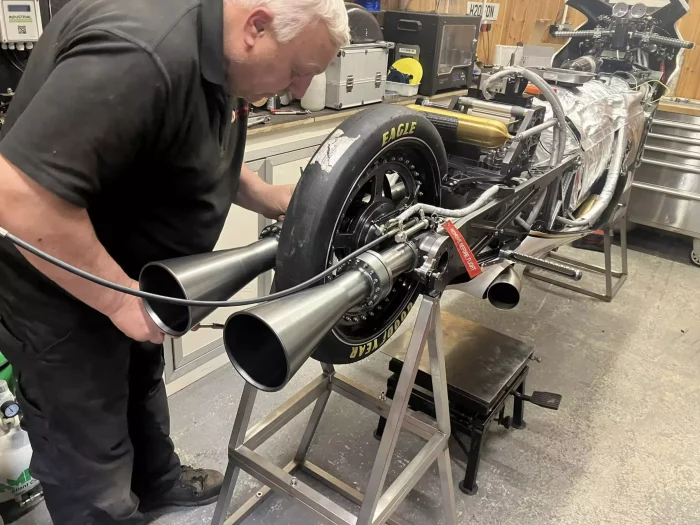 Паровой мотоцикл установил рекорд: 310 км/ч за 5,5 секунды