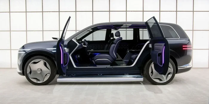 Genesis показала интерьер GV90 — ультра-роскошный электромобиль почти без приборной панели