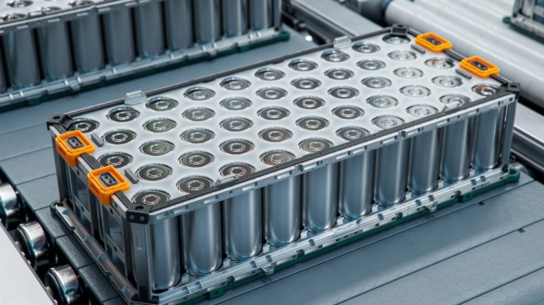 Китай создал железные батареи на 6000 циклов: дешёвая альтернатива литию