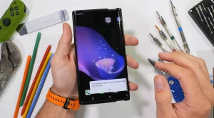 Смартфон, которого не было: подробный обзор невыпущенного LG Rollable, который впечатляет