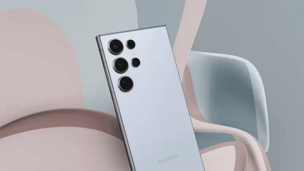 Samsung Galaxy S27 Ultra может первым получить память UFS 5.0