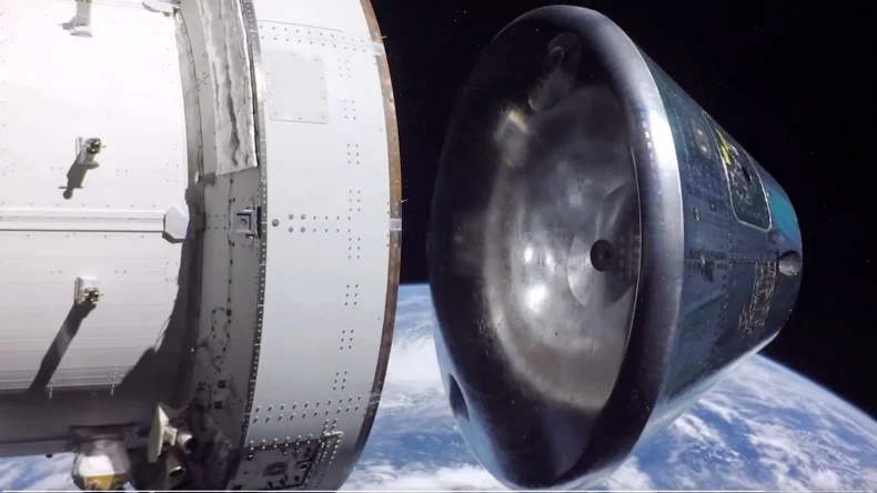 NASA показало завораживающее видео Artemis-2: зеркальный теплозащитный экран Orion удивил зрителей