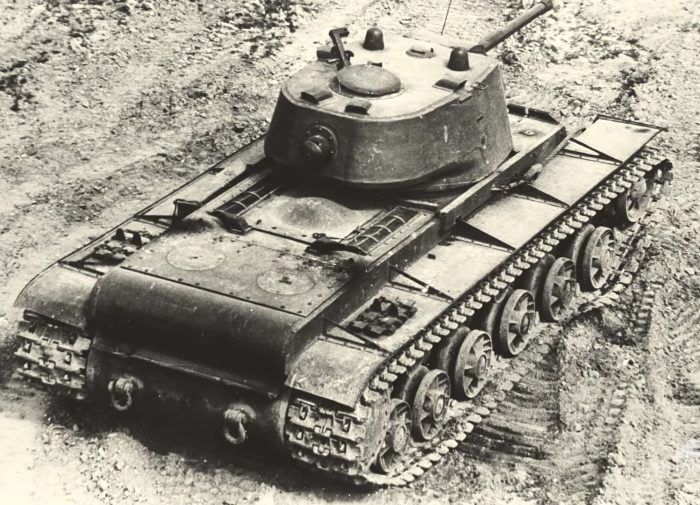 Почему КВ-1 был непобедим в 1941-м, но устарел уже через год