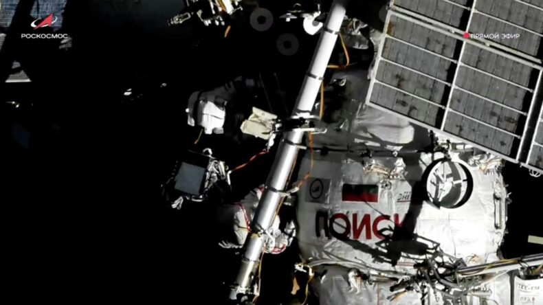 Космонавты «Роскосмоса» успешно вышли в открытый космос