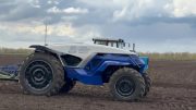 Робот для поля: беспилотный трактор «Донтех» работает вдвое быстрее обычного