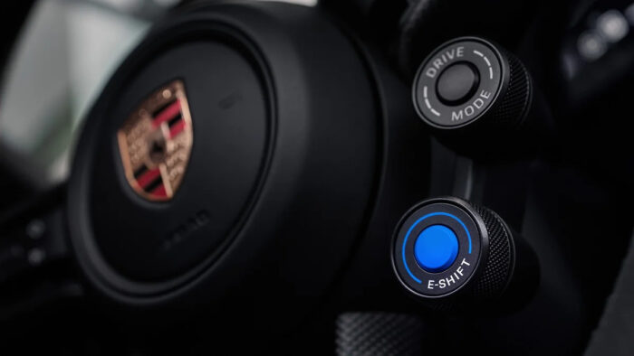 Синтетическая динамика: Porsche Taycan получил виртуальную коробку передач для усиления эмоций 1 Синтетическая динамика: Porsche Taycan получил виртуальную коробку передач для усиления эмоций