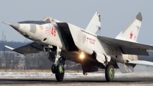 Самый быстрый истребитель в истории: почему советский МиГ-25 до сих пор остается непревзойденным