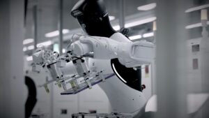 Китайские гуманоиды AGIBOT шесть дней работали на заводе без остановки