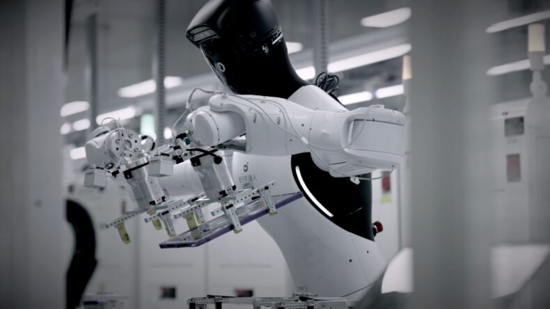 Китайские гуманоиды AGIBOT шесть дней работали на заводе без остановки