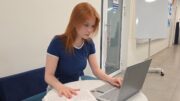 Нейросеть YandexGPT научили находить скрытый смысл в текстах по методу Деррида