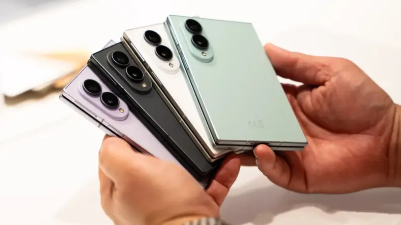 Samsung представила Galaxy Z Fold 8 в новом компактном форм-факторе