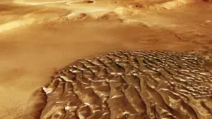 Mars Express показал «хромовые» дюны Марса, покрытые сухим льдом