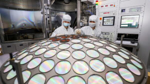 Китай запустил первую линию по выпуску 2D-полупроводников без EUV-литографии