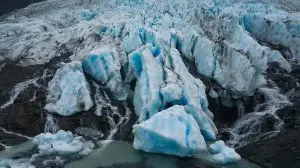 Планета теряет «белый щит»: скорость таяния ледников утроилась за 50 лет