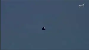 Миссия Artemis 2 в шаге от завершения: Orion вошел в атмосферу Земли на скорости почти 40 000 км/ч